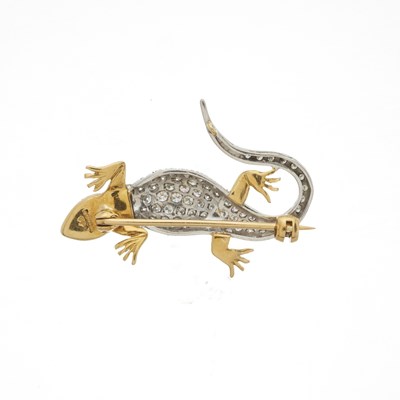 Lot 74 - An 18ct bi-colour gold diamond and emerald lizard brooch