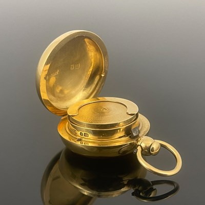 Lot 390 - A Victorian 18ct gold sovereign case, of...