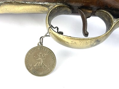 Lot 246 - A 25-Bore Flintlock 1801 Pattern Long Sea...