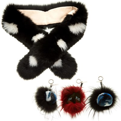 Lot 367 - A black and white fox fur scarf and three fox...
