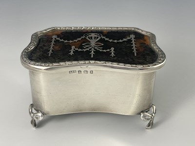 Lot 46 - An Edwardian silver and tortoiseshell jewel...