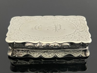 Lot 47 - A Victorian silver snuff box, George Unite,...
