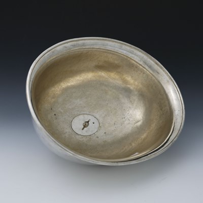 Lot 50 - A large Edwardian oval plated domed dish cover,...