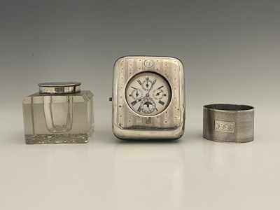 Lot 268 - A George V silver-mounted pocket watch stand,...