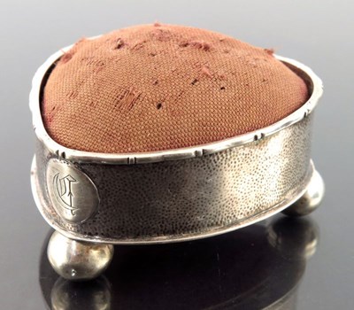 Lot 1 - A Chinese silver pin cushion, circa 1900, of...