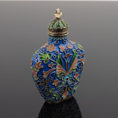 Lot 18 - A Russian silver cloisonne enamel scent flask,...