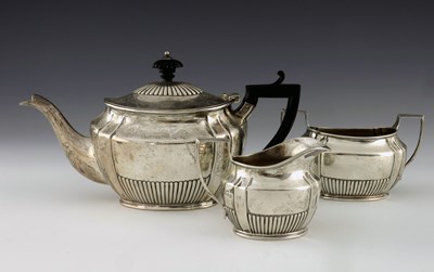 Lot 64 - A Victorian silver three piece tea set, Lowe...