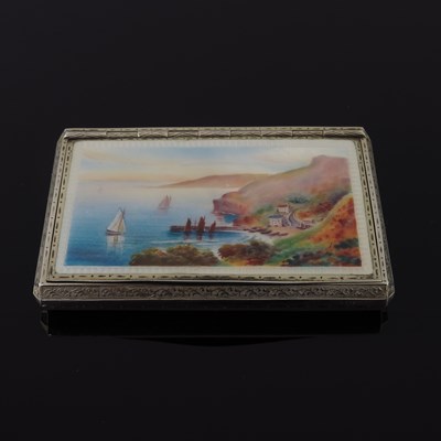 Lot 74 - A mid Victorian silver gilt snuff box, the...