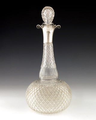 Lot 148 - A George V silver mounted cut glass decanter,...