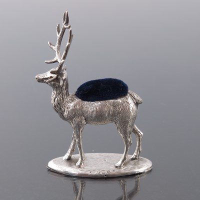 Lot 187 - A George V novelty silver pin cushion, Adie...