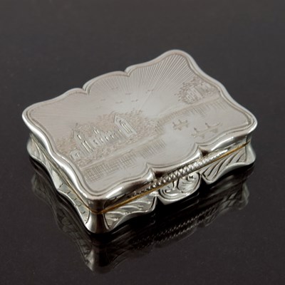 Lot 198 - A Victorian silver castle top vinaigrette,...