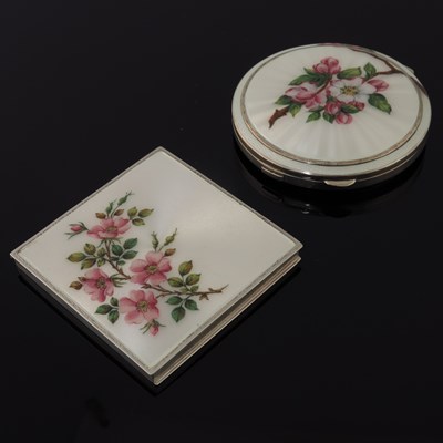 Lot 211 - A George VI silver enamel square powder...