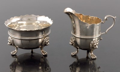 Lot 231 - A George V silver jug and bowl, Edward Barnard...
