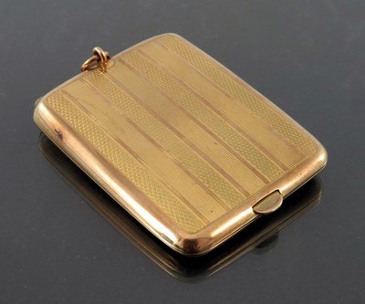 Lot 339 - A George V 9ct gold engine turned vesta case,...