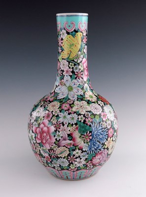 Lot 448 - A Chinese bottle vase, 20th Century, famille...