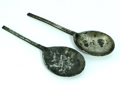 Lot 670 - A pewter medieval slip top spoon, circa 1500,...