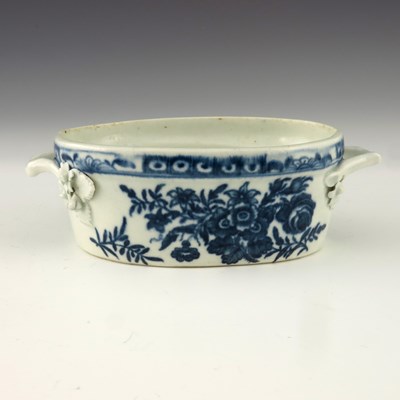 Lot 1174 - A Worcester blue and white twin handled butter...
