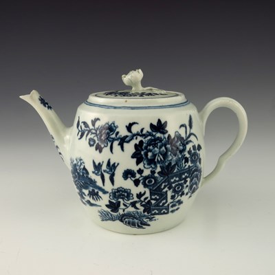 Lot 1178 - A Worcester blue and white teapot, circa 1775,...