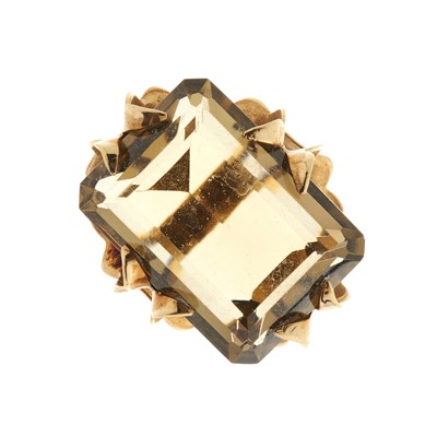 Lot 174 - A 1970s 9ct gold citrine single-stone cocktail ring