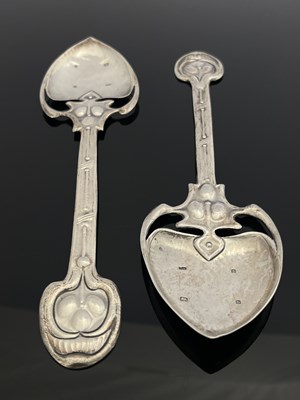 Lot 71 - A pair of Arts and Crafts silver spoons, TW,...
