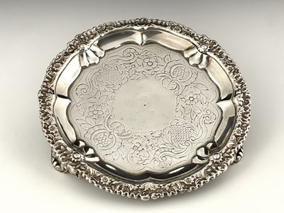 Lot 229 - A George III silver salver, Joseph Craddock...