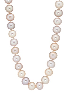 Lot 170 - A cultured pearl necklace, with 18ct gold clasp