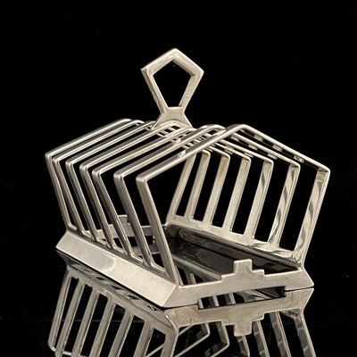 Lot 104 - Keith Murray for Mappin and Webb, an Art Deco...