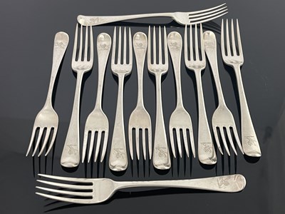 Lot 84 - A set of twelve George III silver dessert...