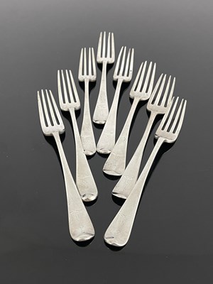 Lot 160 - A matched set of eight Hanoverian pattern...