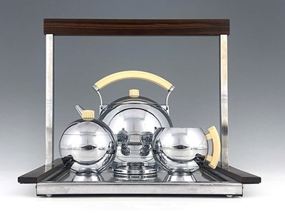 Lot 164 - Walter von Nessen for Chase, an Art Deco...