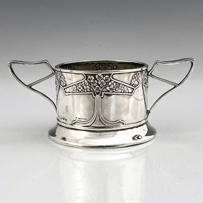 Lot 79 - Kate Harris for Goldsmiths and Silversmiths...