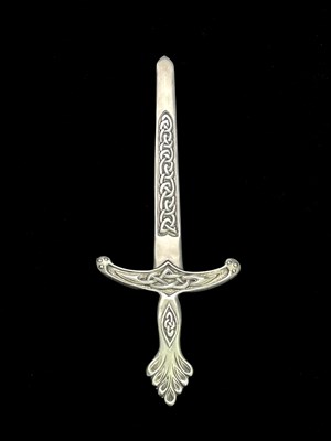 Lot 100 - Alexander Ritchie, an Iona Arts and Crafts...