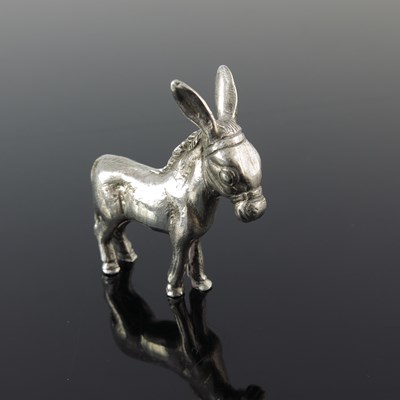 Lot 72 - An Edwardian novelty silver model of a bull,...