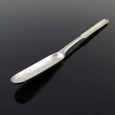 Lot 149 - An early George III silver fancy back marrow...