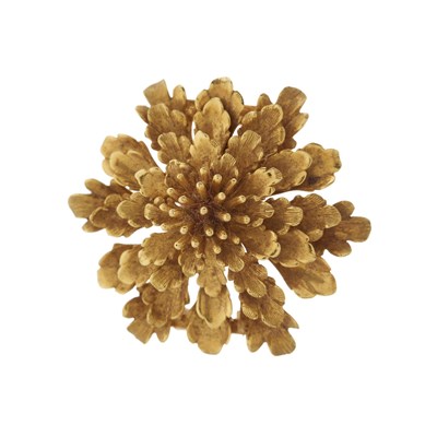 Lot 102 - Cartier, a mid 20th century 18ct gold flower brooch