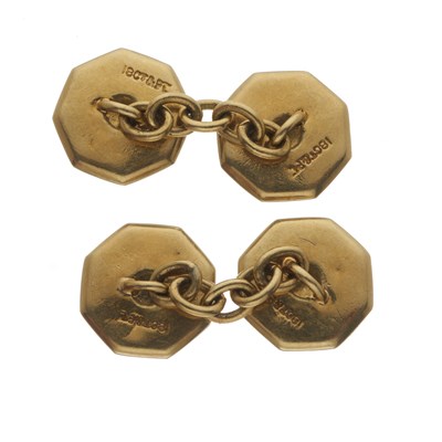 Lot 76 - A pair of Art Deco 18ct gold and platinum onyx cufflinks
