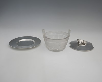 Lot 114 - A William IV novelty silver and glass butter...