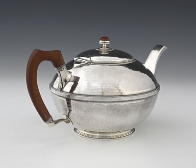 Lot 75 - John Sidney Reeve, an Arts and Crafts silver...