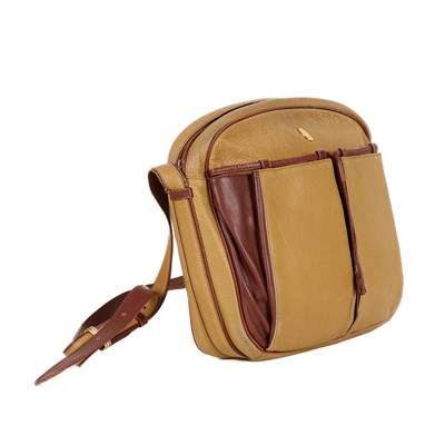 Lot 209 - Cartier, a leather Must de Cartier crossbody bag.