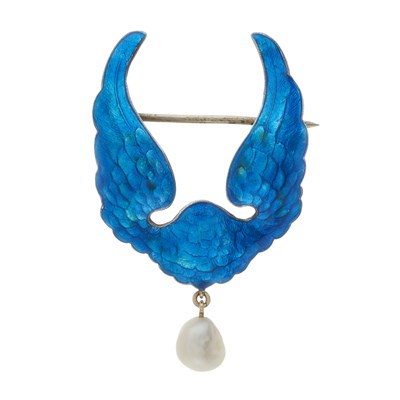 Lot 48 - Child & Child, an Art Nouveau silver blue enamel and pearl wings brooch