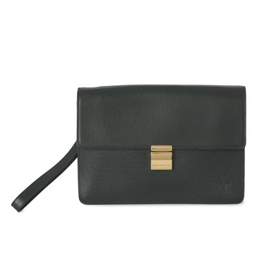 Lot 447 - Louis Vuitton, a Selenga clutch.