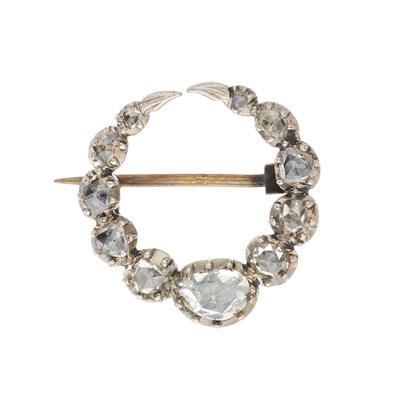Lot 8 - A late Georgian gold and silver, rose-cut diamond crescent brooch