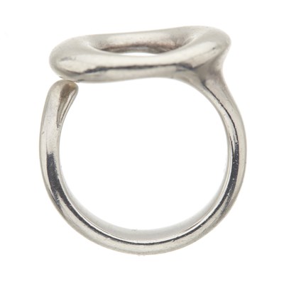 Lot 14 - Elsa Peretti for Tiffany & Co., a silver Sevillana ring