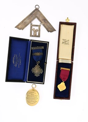 Lot 120 - A collection of silver and gold Masonic and...