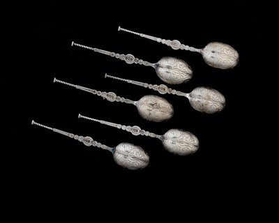 Lot 111 - A set of six Elizabeth II silver teaspoons,...