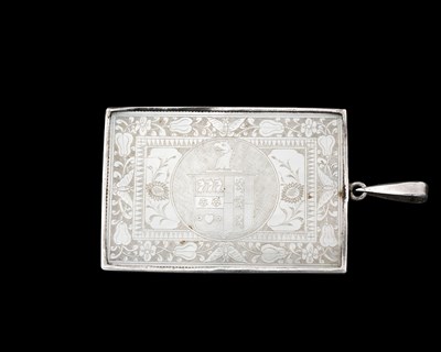 Lot 415 - A nineteenth-century Chinese armorial...
