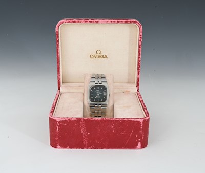 Lot 110 - Omega, a stainless steel Constellation bracelet watch