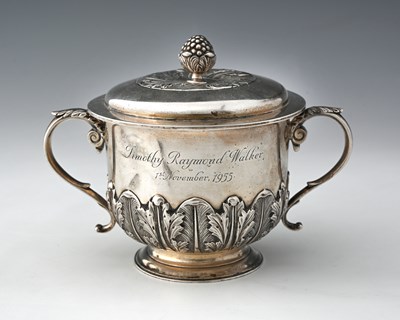 Lot 92 - A George V silver porringer and cover,...