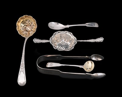 Lot 276 - A group of silver items, to include a Scottish...
