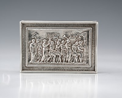 Lot 194 - A George V rectangular silver snuff box, the...